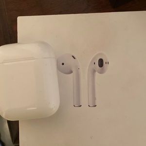 Airpod gen 2 case with original box